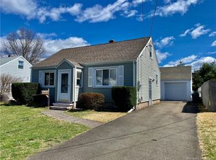 23 Valley Rd, Hamden, CT 06514