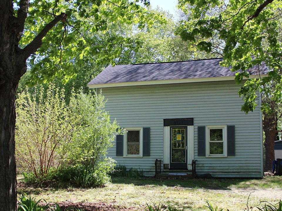 1st image of 3743 S Ravenna Rd