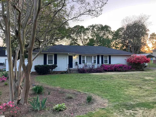304 Elizabeth Dr, Greenville, SC 29615