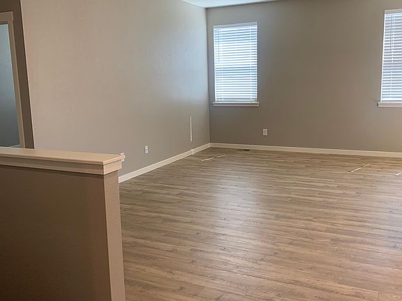4th image of 14586 Holstein Dr