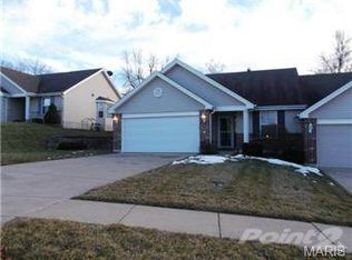 7 Quiet Meadow Ct, Saint Peters, MO 63376