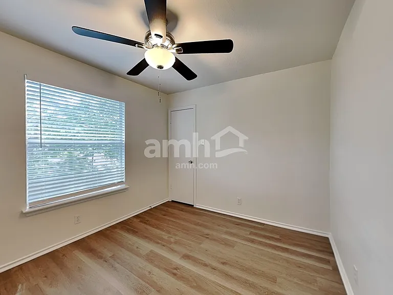 2207 Southeastern Trl — Photo 24