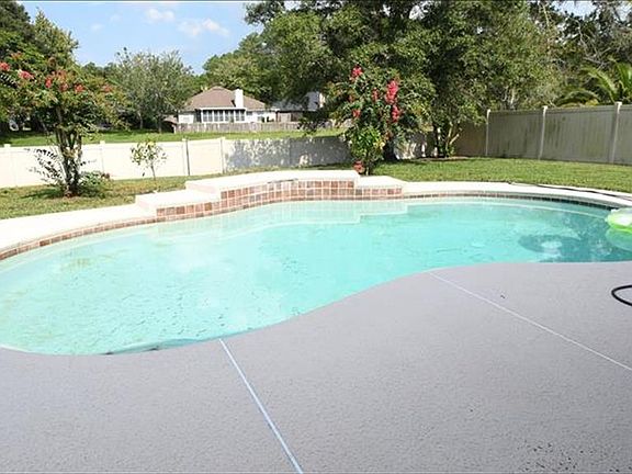 3rd image of 720 S Lake Cunningham Ave