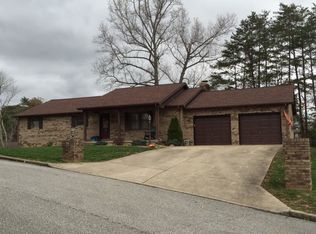 3713 Pine Tree Ct, Ashland, KY 41102