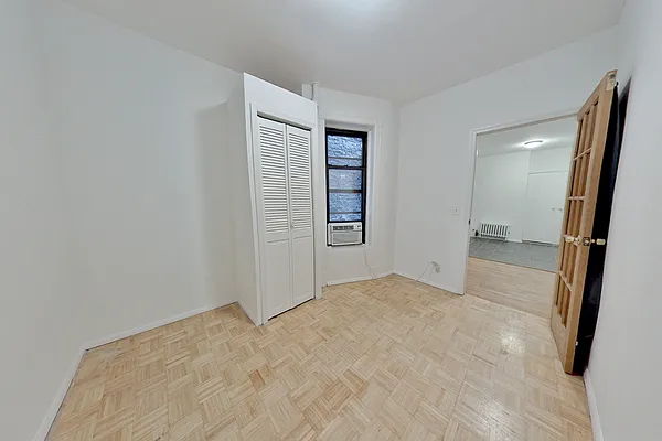 Rented by REAL New York | media 19