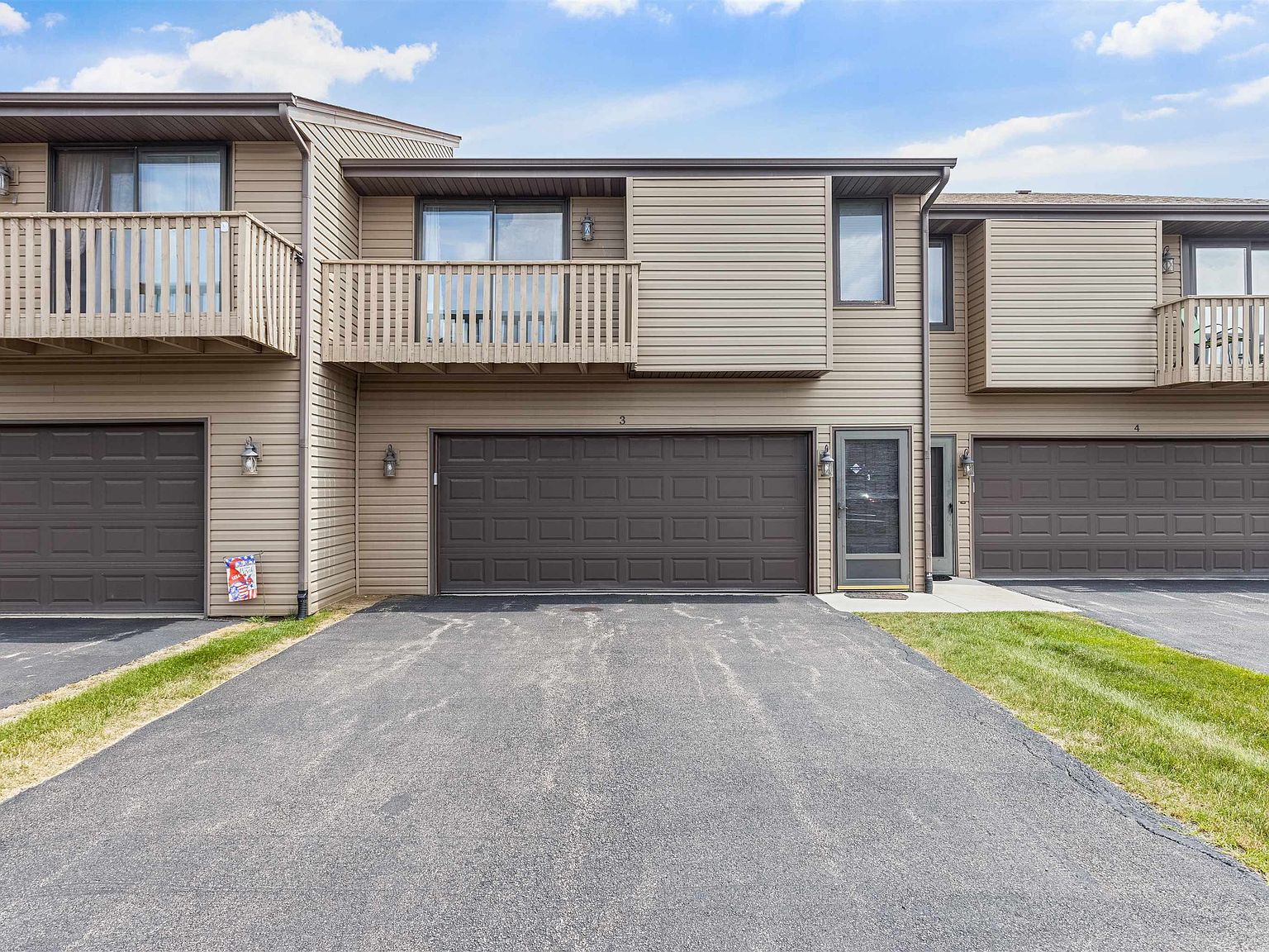 7461 Colosseum Dr APT 3, Rockford, IL 61107 Zillow