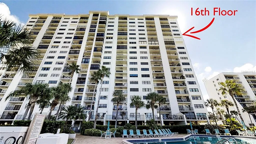 2 bed, 2.0 bath, 1111 sqft, $5,000 — Photo 4