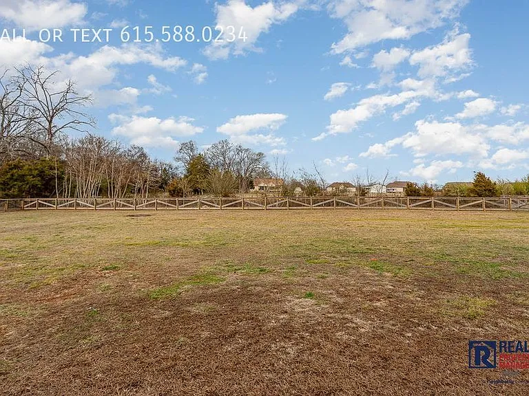 1318 Summer Station Dr — Photo 28