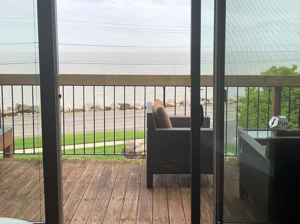 505 Lakeshore Unit C, Port Clinton, OH 43452