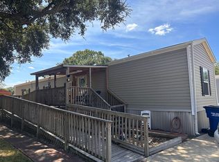 3260 Landrey Blvd #217, Nederland, TX 77627