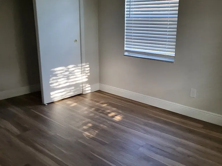 8715 Beverly Dr — Photo 7