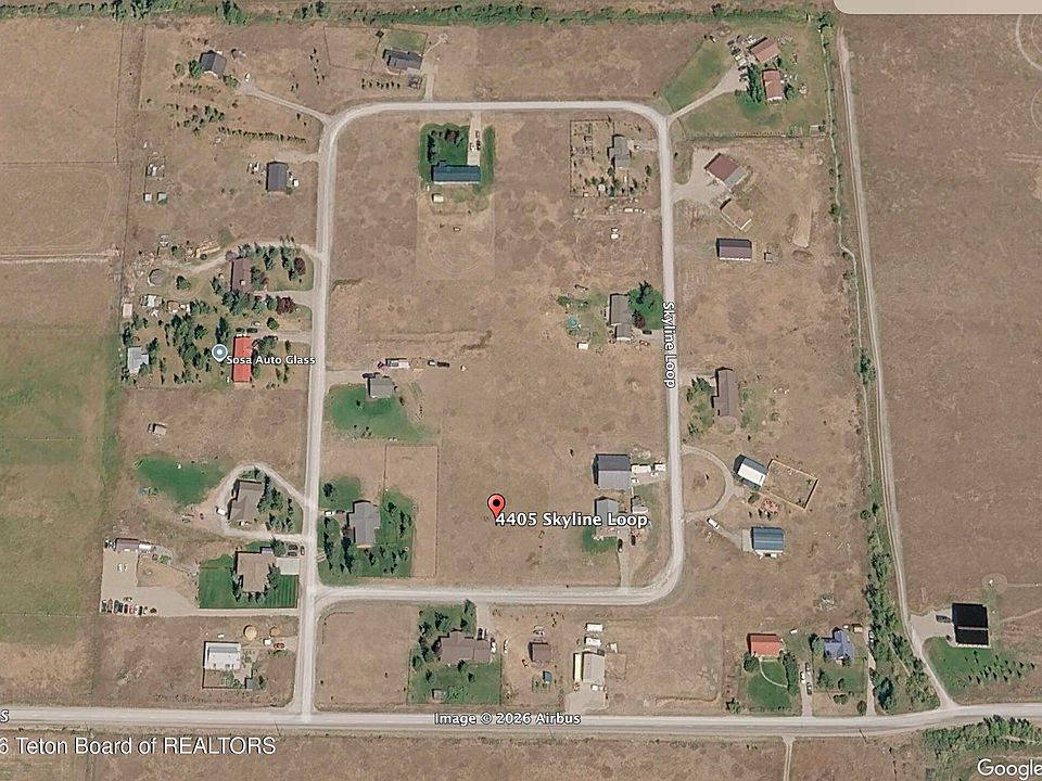 1st image of 4405 Skyline Loop