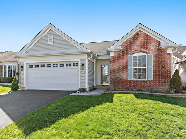 11869 Chatfield Xing, Huntley, IL 60142