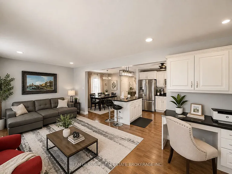 400 Skyline Ave #26 — Photo 2