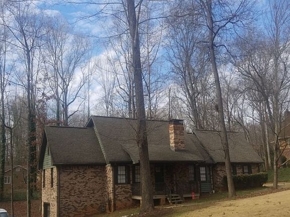 3rd image of 8303 Seven Oaks Dr