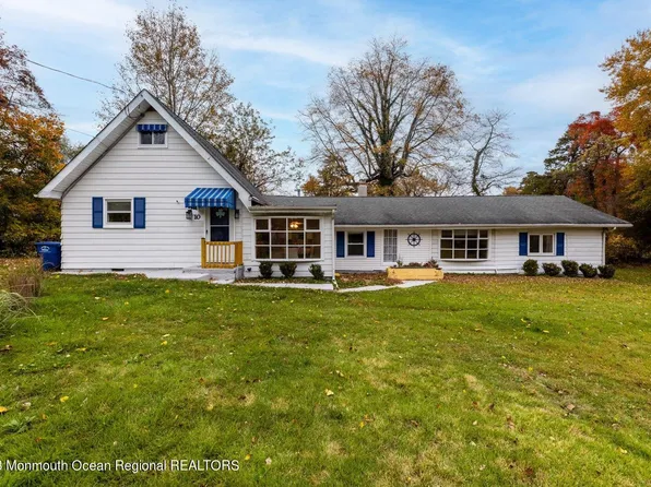 10 Phillips Avenue, Browns Mills, NJ 08015