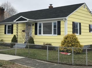 148 Hamlet St, Pawtucket, RI 02861