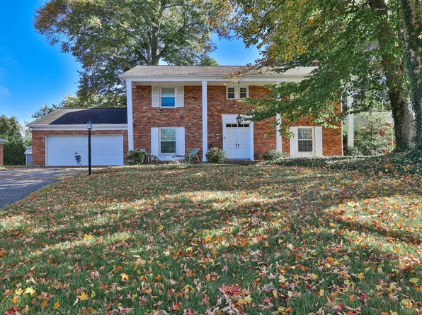 9458 Leebrook Dr, Cincinnati, OH 45231