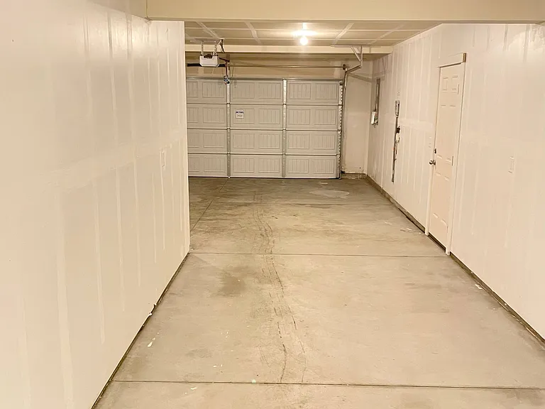 236 W Wausau St — Photo 30