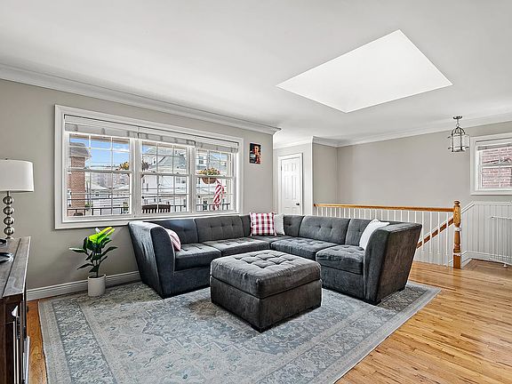 3rd image of 147 Beach 123 St