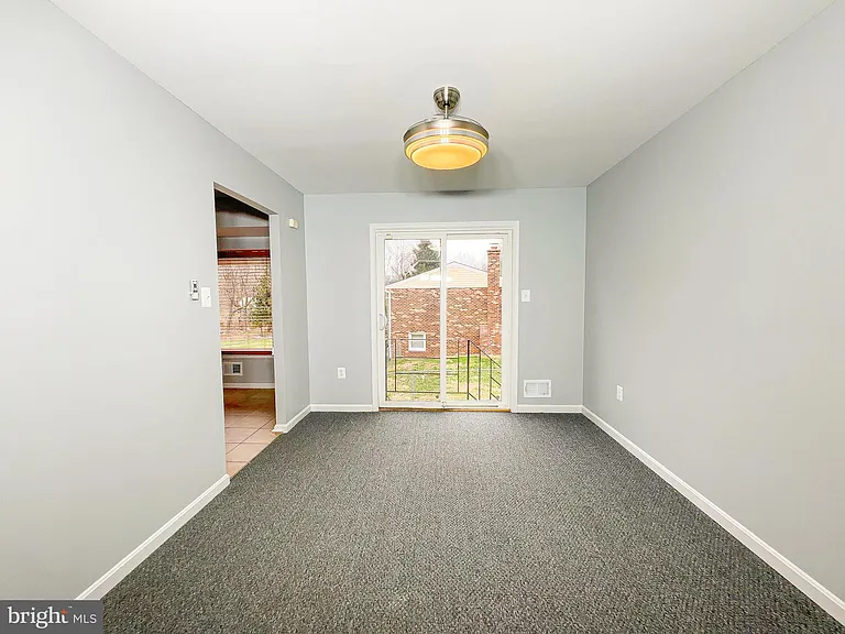 9206 Lorelei Ct — Photo 18