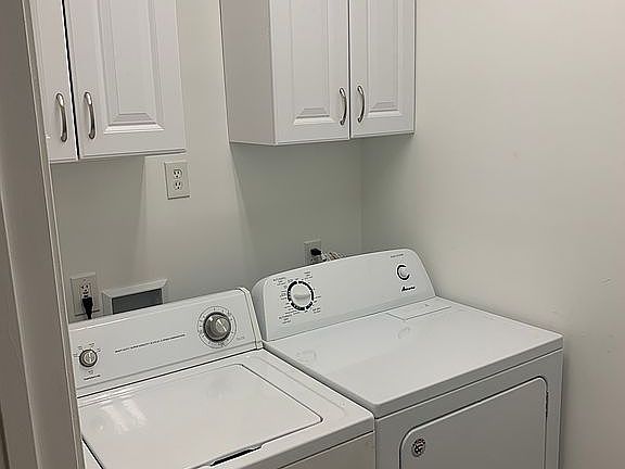 Basement laundry room
