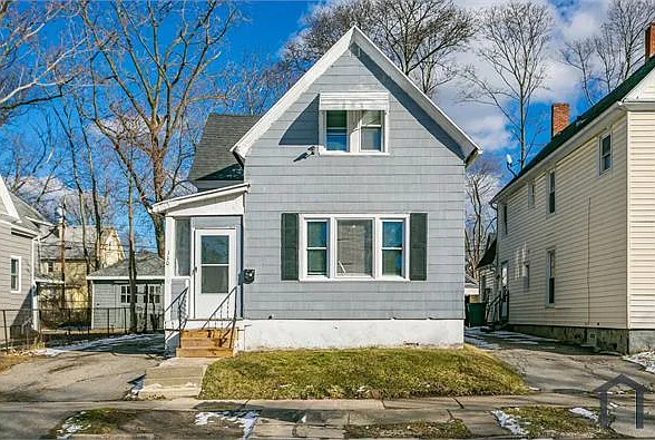 110 Post Ave