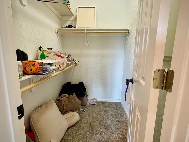 5912 NE Turquoise Dr — Photo 36