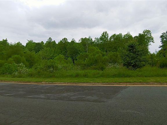 4th image of 420 W Lake Trl