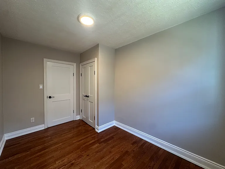 190 Highland Ave — Photo 8