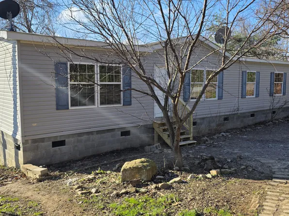 306 Big Hill Mountain Rd, McKee, KY 40447