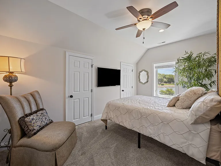 7322 Swansea Ln — Photo 49