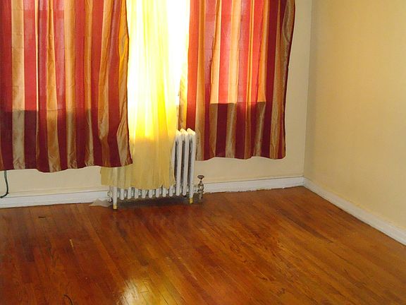 4th image of 6 E Sidney Ave APT 7C