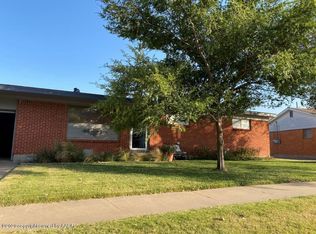 1907 Eton Dr, Perryton, TX 79070