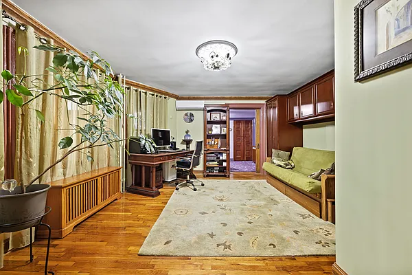 Sold by Real Broker NY LLC | media 21