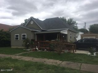 600 N 10th St, Herrin, IL 62948