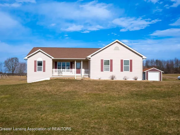 362 William Durfee Dr, Eaton Rapids, MI 48827