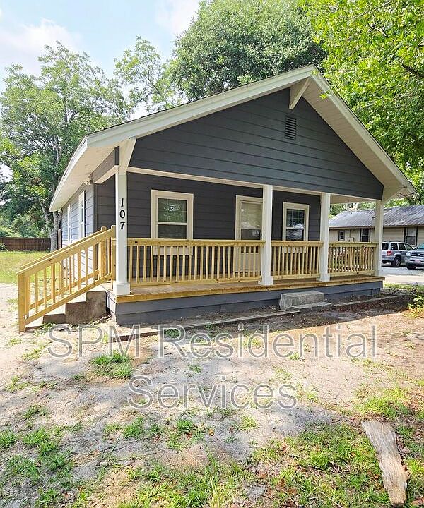 1st image of 107 Myrtle Ave