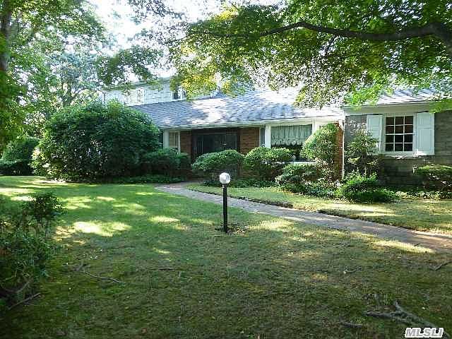 1st image of 280 Bayberry Dr N