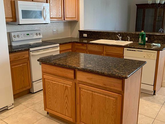4th image of 817 Mystic Dr APT 410