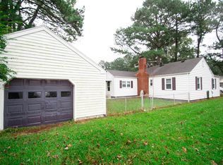 1201 Earle Ave, Chesapeake, VA 23324