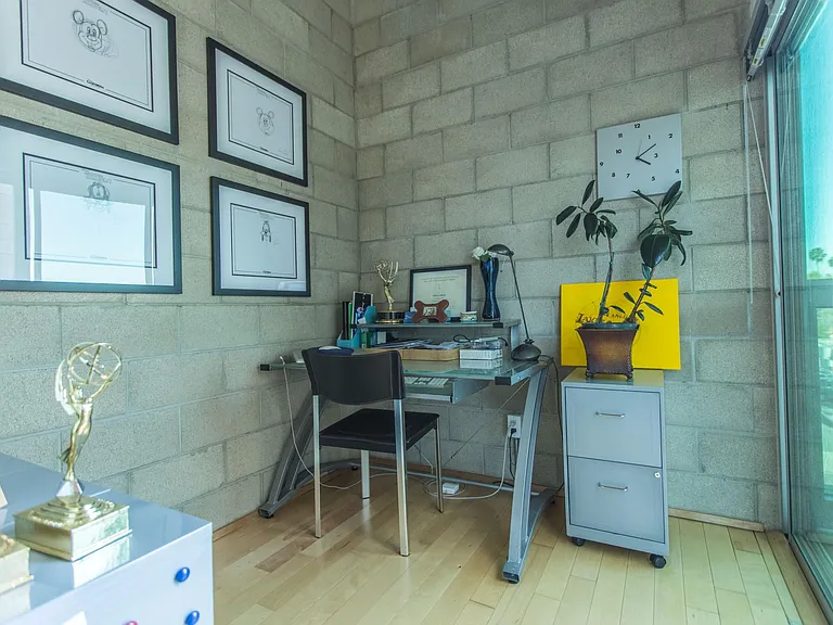717 N Highland Ave #9 — Photo 15