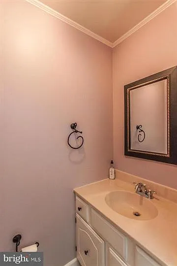 211 S Fayette St — Photo 10