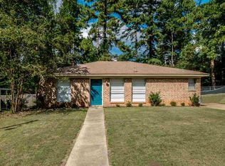 1321 Baxley Ln, Longview, TX 75604