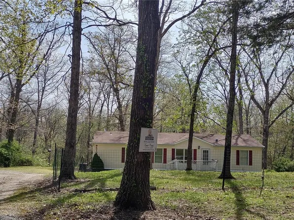 9570 Cedar Dr, Dittmer, MO 63023