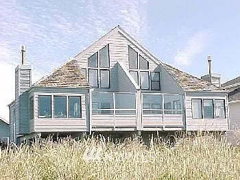 1498 E Ocean Shores Boulevard photo 1