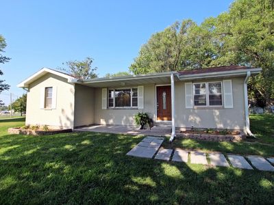 203 N Henry Clay Blvd, Ashland, MO, 65010