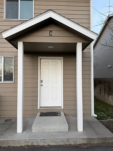 1709 W Fern Dr Photo 1
