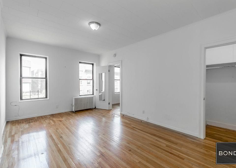 1st image of 204 E 83rd St APT 4