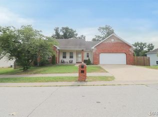 129 Birch Tree Cir, Saint Robert, MO 65584